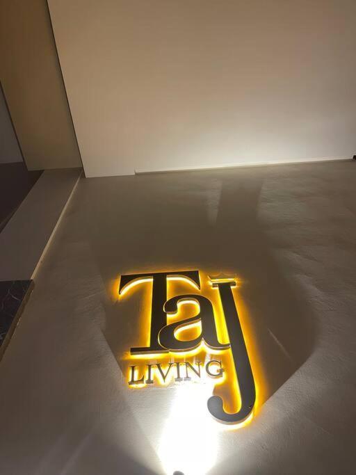 Luxury Apartment 5 Minutes Casablanca Airport Nouaceur Bagian luar foto