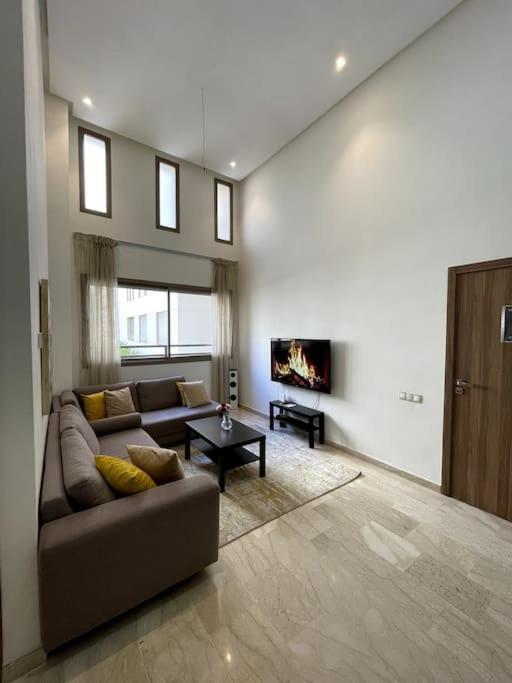 Luxury Apartment 5 Minutes Casablanca Airport Nouaceur Bagian luar foto